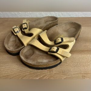 Birkenstock Arizona Slide On Women’s Size 37 Yellow Sandals